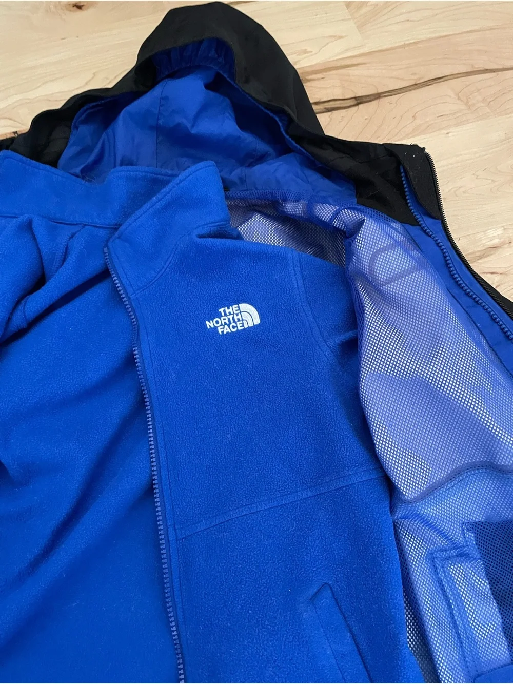 North Face Boys 3-in-1 Triclimate Jacket M 10/12 DryVent Shell + Fleece